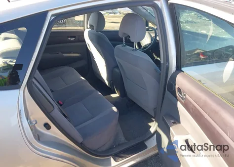 2005 Toyota Prius from USA, damaged, VIN JTDKB20U553017920